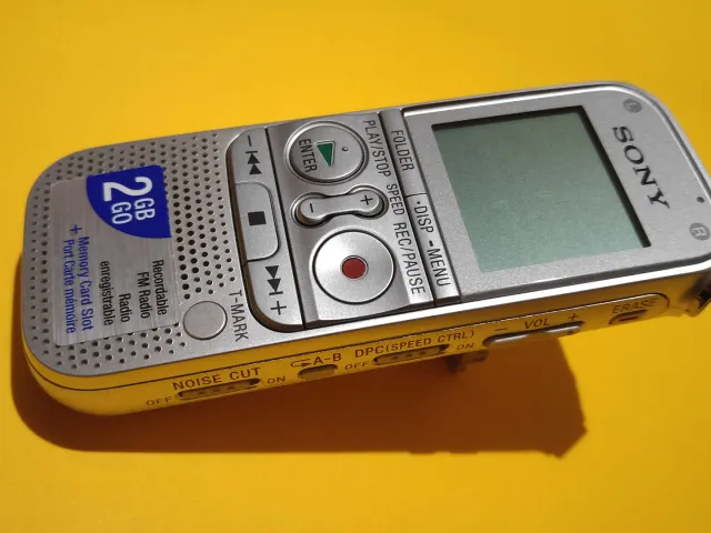 Sony Diktafon, Sony ICD-AX412FS