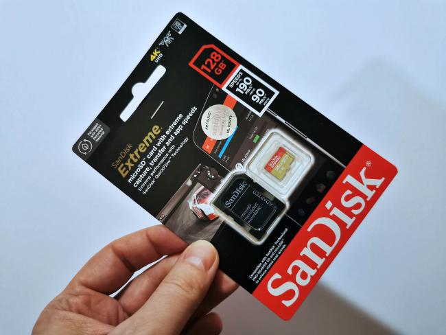 SANDISK Extreme microSDXC kártya 128GB, 190/90 MB/s, A2 C10 V30 UHS-I U3 + adapter