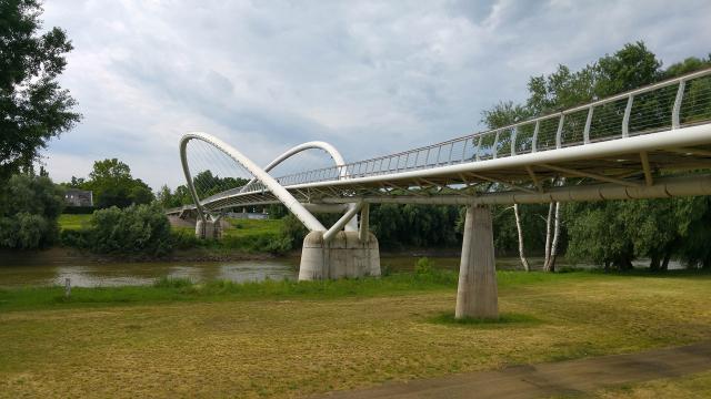 Tiszavirág híd, Szolnok