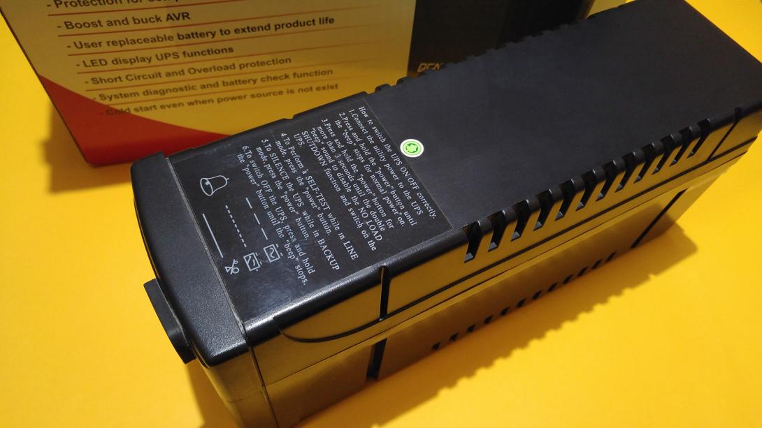 Powercom Black Knight Pro 600VA (BNT-600AP)