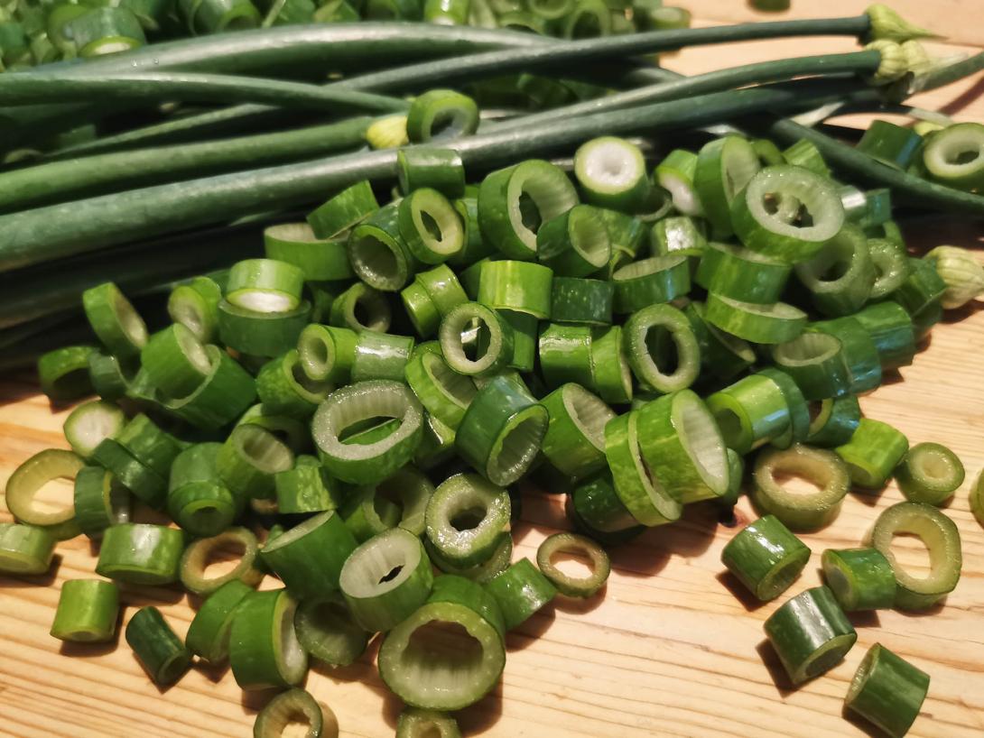 Hagymaszár leves (Bördő leves)