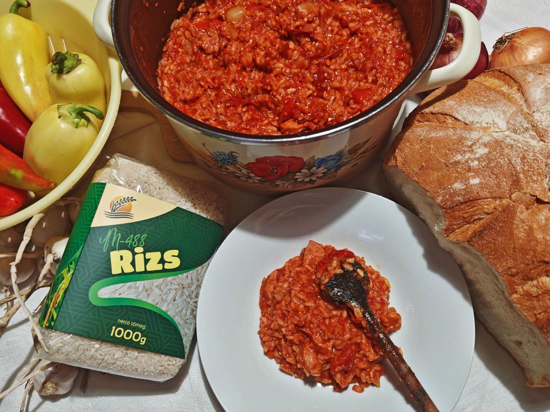 Rizses lecsó lecsókolbásszal