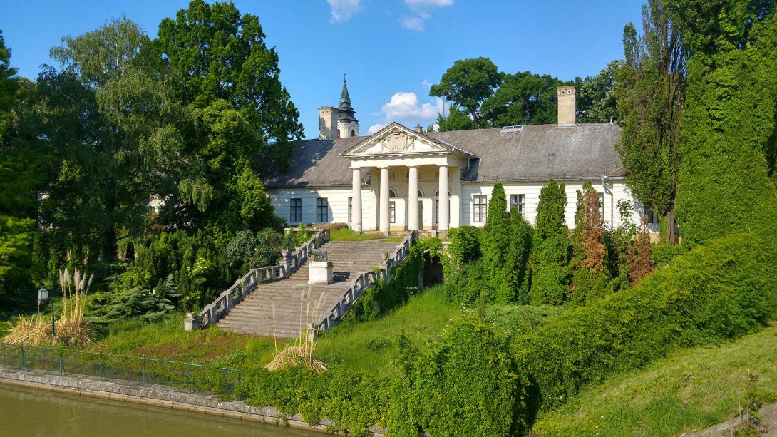 Bolza kastély, Szarvas