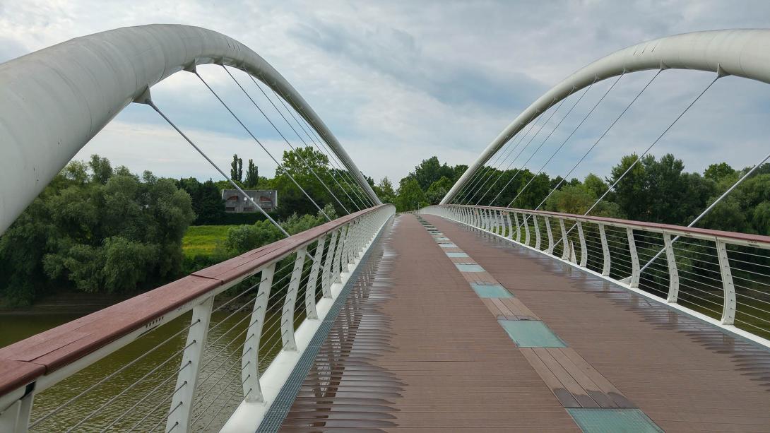 Tiszavirág híd, Szolnok