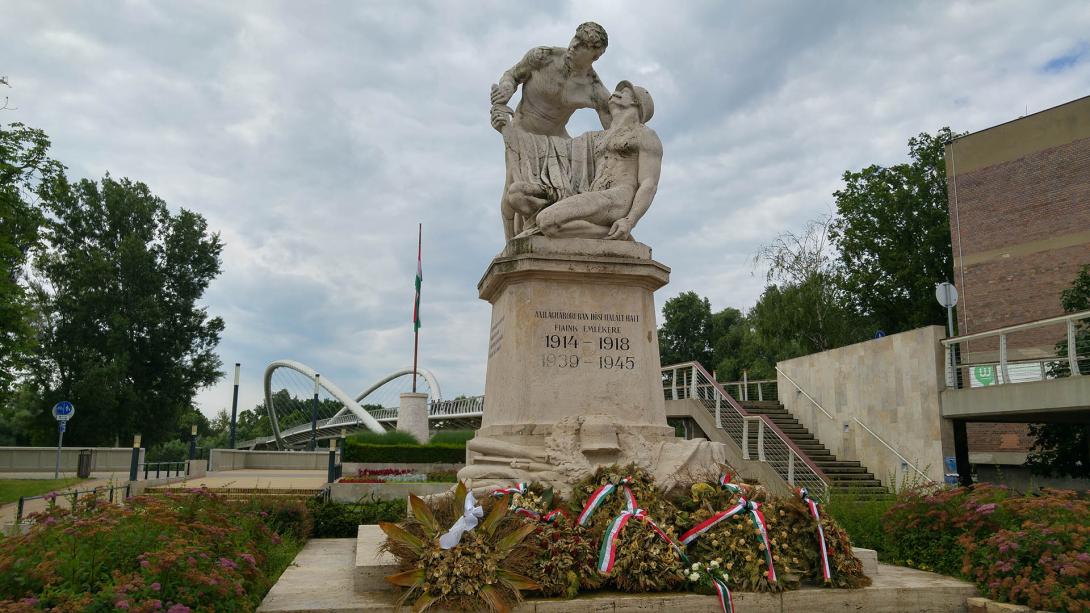 I. világháborús emlékmű, Szolnok
