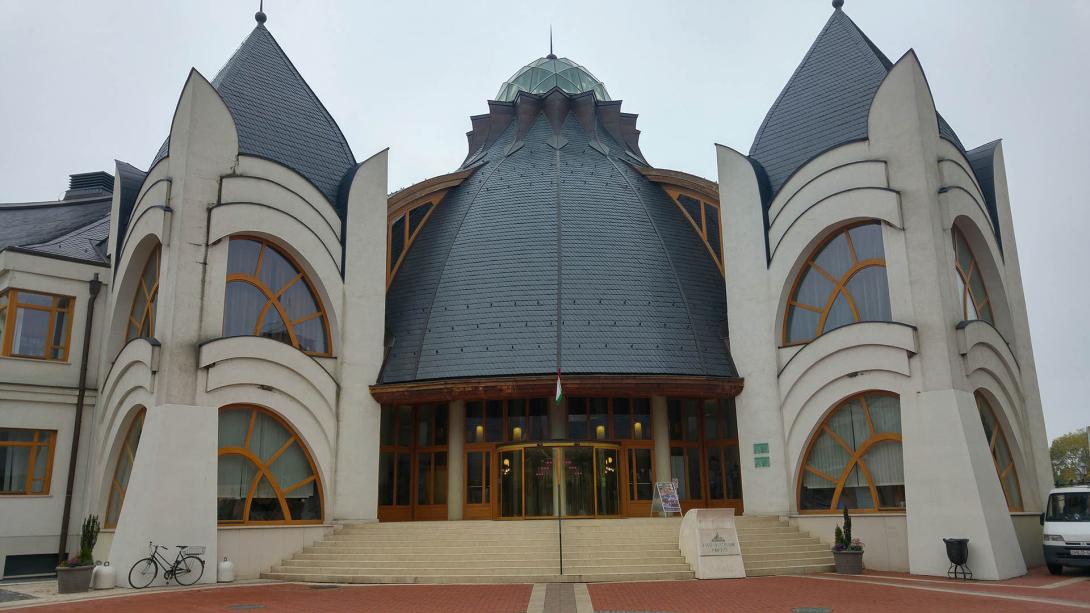 Hagymatikum Gyógyfürdő, Tanuszoda, Makó