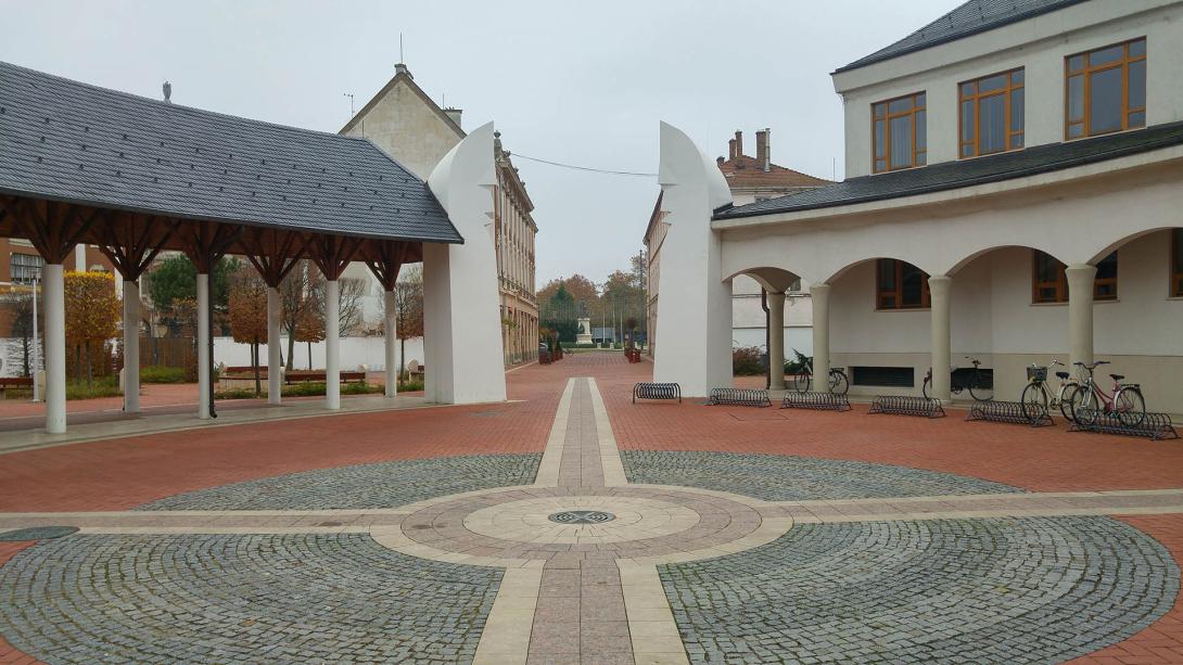 Hagymatikum Gyógyfürdő, Tanuszoda, Makó