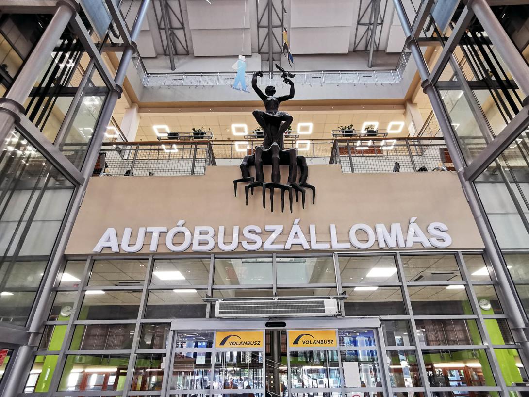 Szolnoki autóbuszállomás, Szolnok