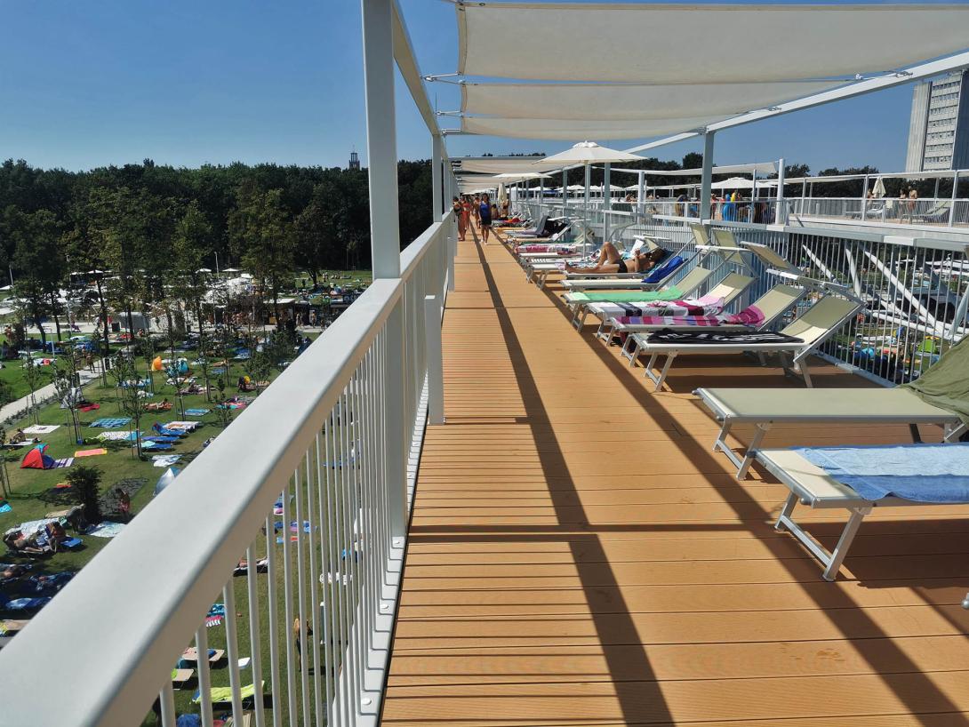 Napozóterasz, Aquaticum Debrecen Spa