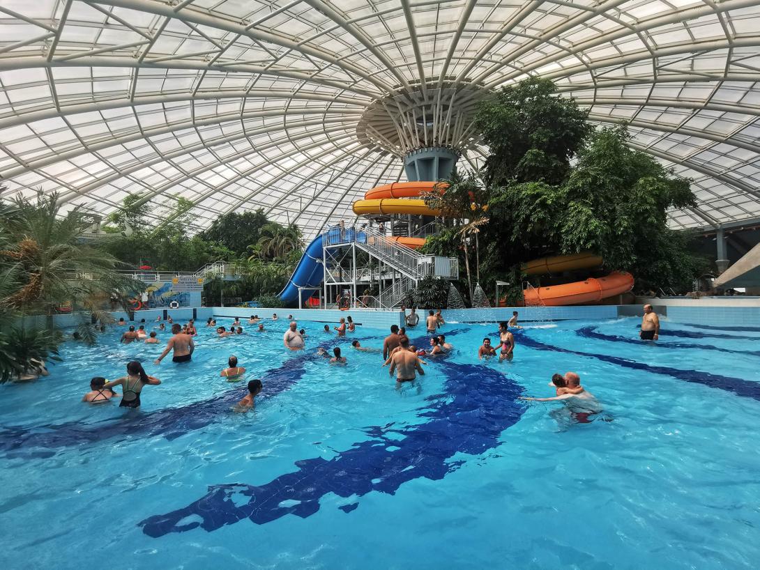 Úszó- és hullámmedence, Aquaticum Mediterrán Élményfürdő