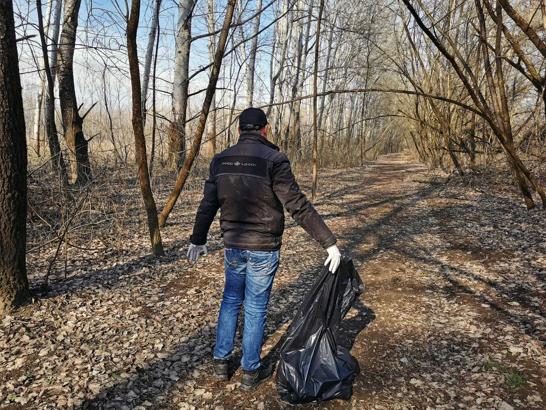 Az elátkozott erdőben - "Tavaszi nagytakarítás - takarítsuk ki együtt a természetet!", Gyomaendrőd, Csicsergő vizitúra megállóhely