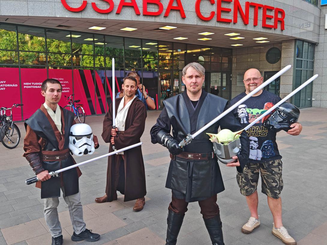 "Flashmob" - The Mandalorian &amp; Grogu (A Mandalóri és Grogu) premier a moziban