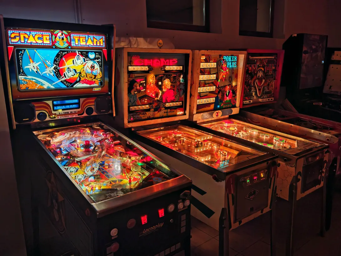 Shot-Again Flipper Club – Retro játékélmény Gyomaendrődön